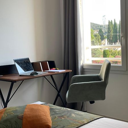 Val Des Bruyeres - Gite 15Mn Pezenas Avec Terrasse Et Cour Close - Parking Privatif Securise - Wifi Ftth Gratuit Neffies Екстериор снимка